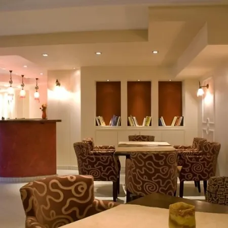 9 Queens Spa Hotel-3